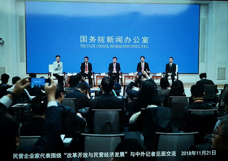 4位民营企业代表参加国务院新闻办中外记者见面会，这位纺织企业家说出事实和心声！