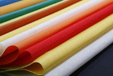 产业用纺织品：专注升级融合 持续保持领先 